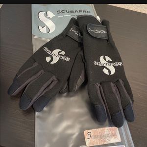 scuba diving gloves
